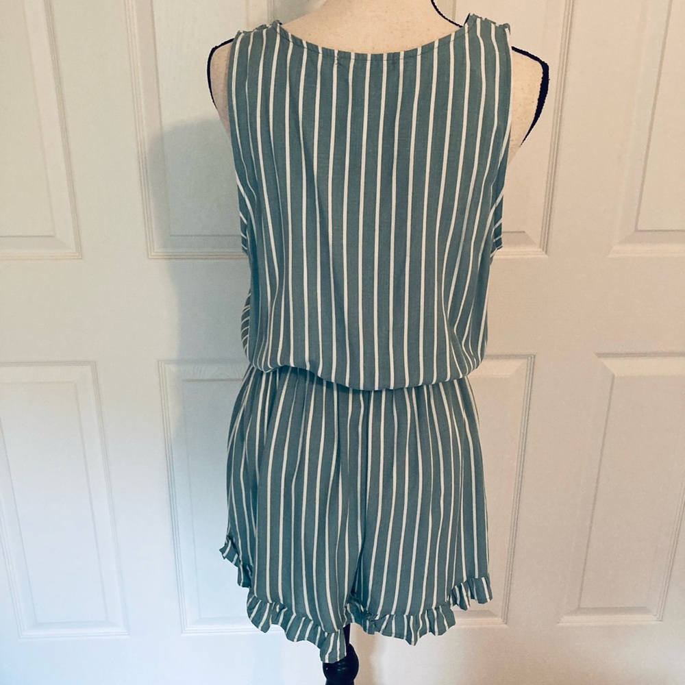 Romper - Picture 8 of 12